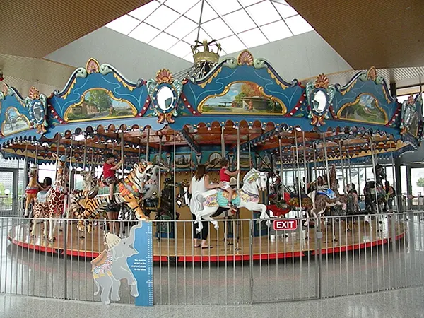Smale Riverfront Park opens (Carousel too)